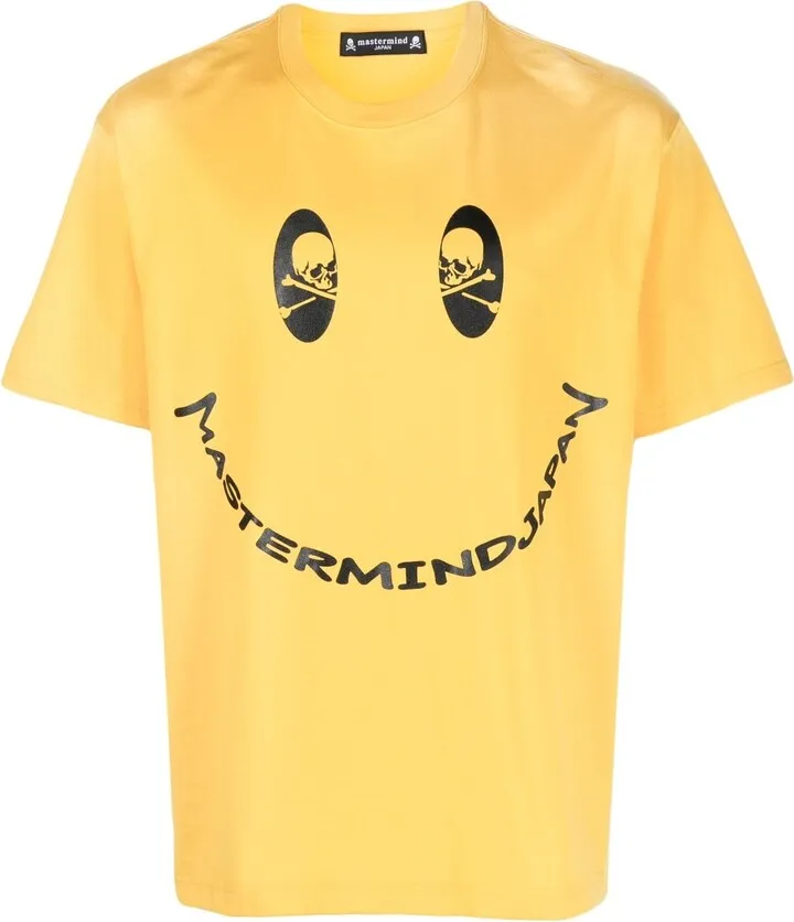 smiley face-print T-shirt