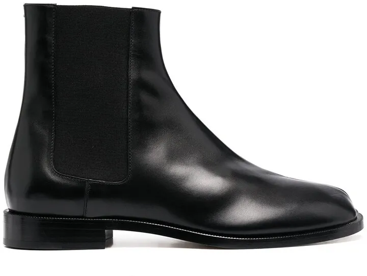 Tabi toe Chelsea boots
