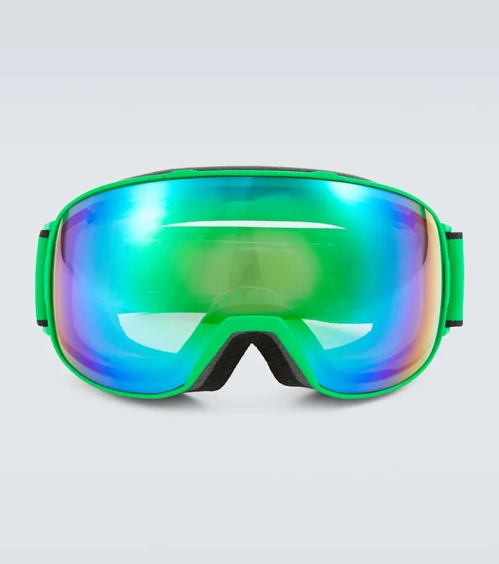 Ski goggles