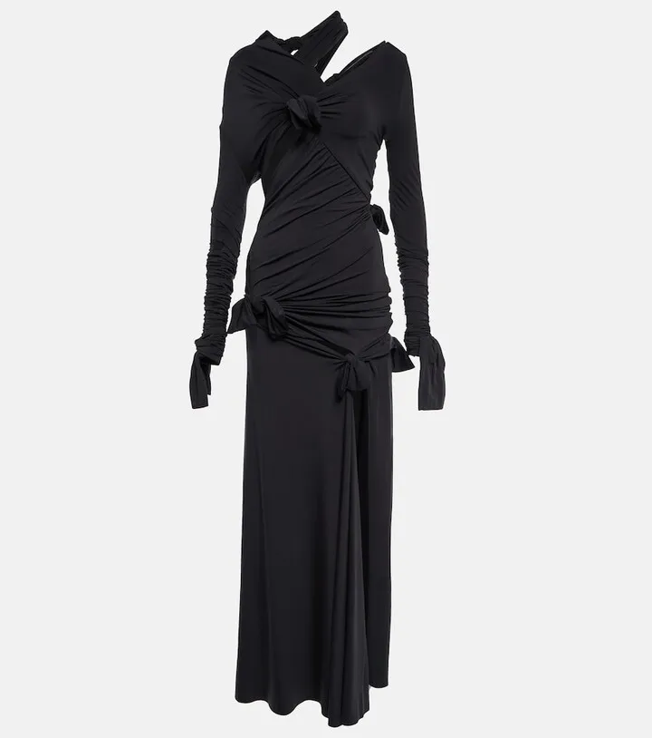 Knot cutout gown