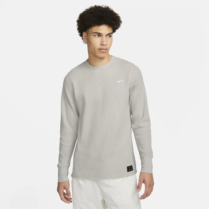 Nike Men's Life Long-Sleeve Heavyweight Waffle Top in Grey