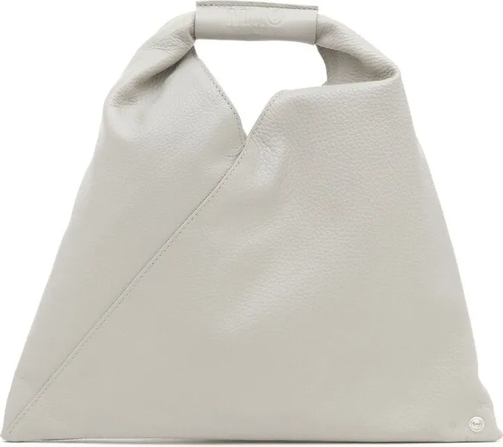Triangle pebble tote