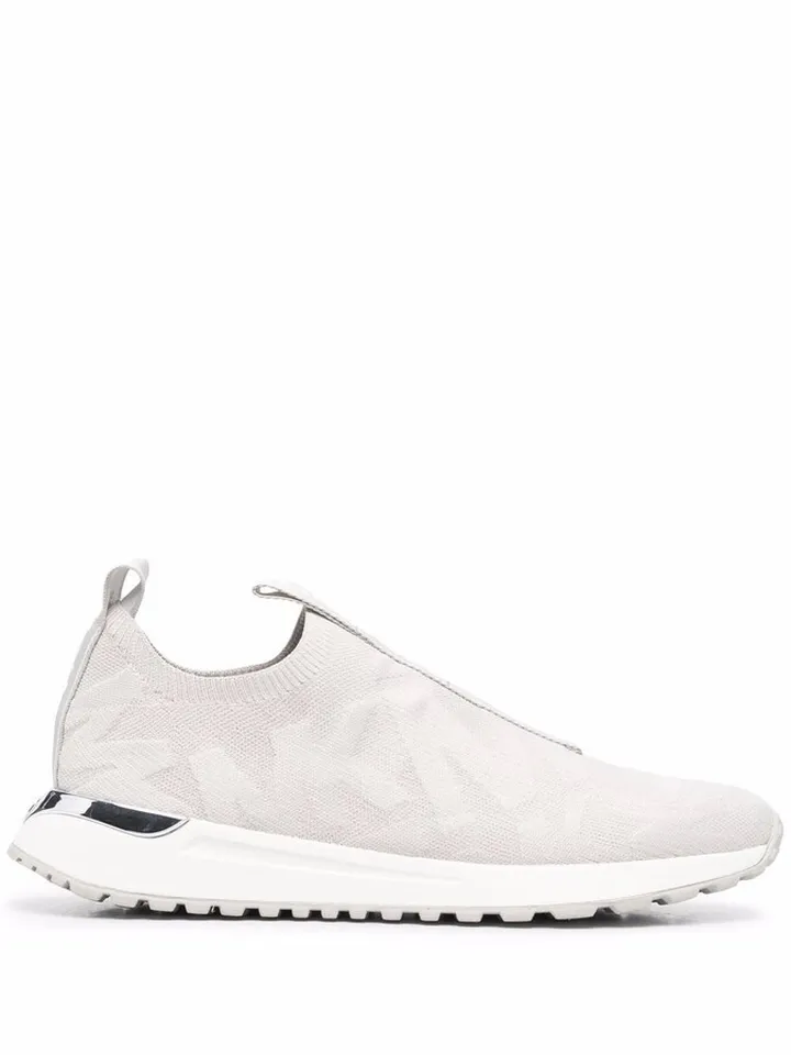 Bodie logo embossed knitted sneakers