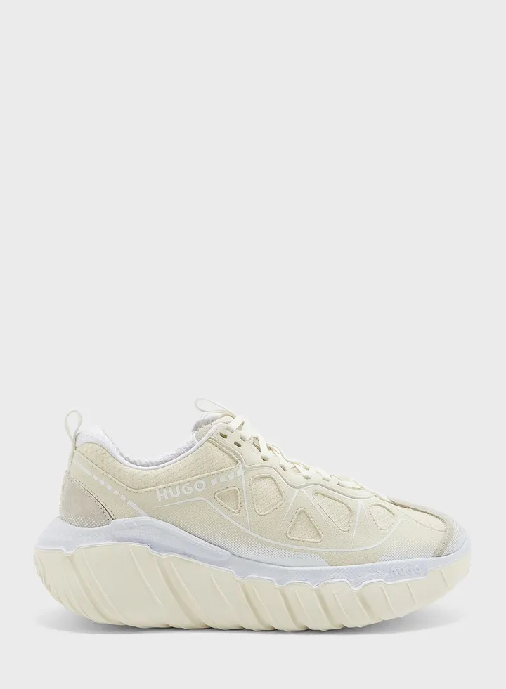 Xeno Low Top Sneakers