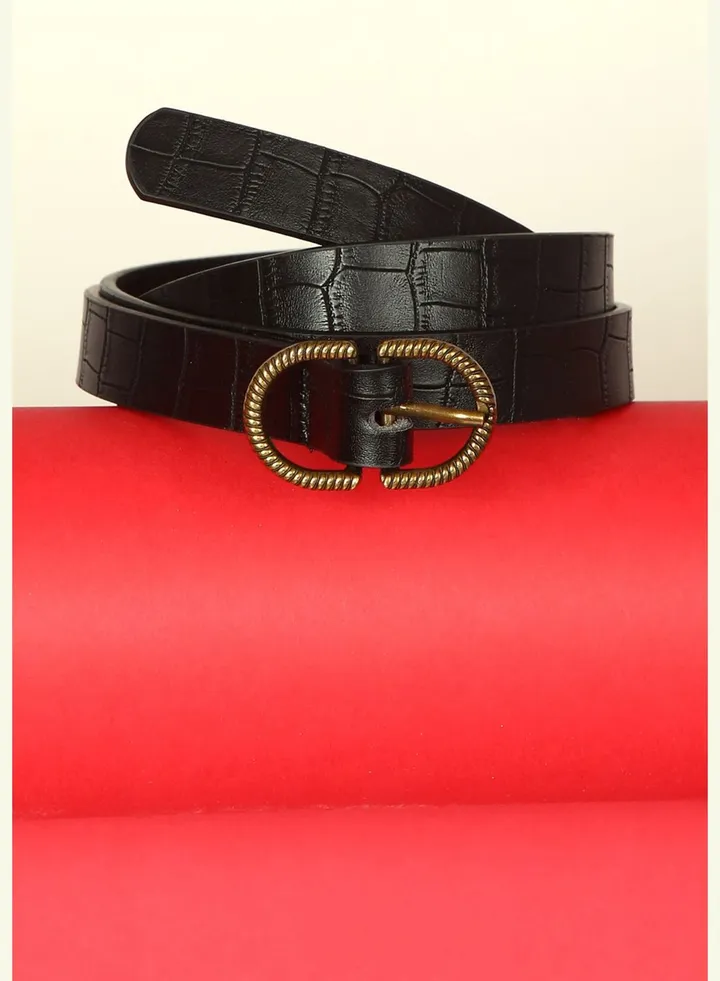 Casual Belt with Buckle Detail