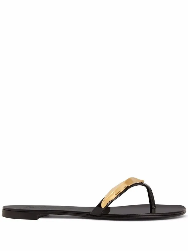 Anuby thong sandals