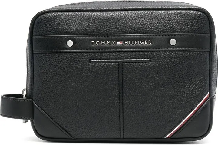 Logo-Plaque Faux-Leather Wash Bag