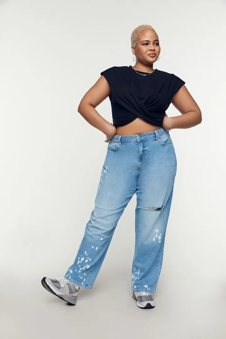 Plus Size Hemp 10% Bleach Dye Straight-Leg Jeans