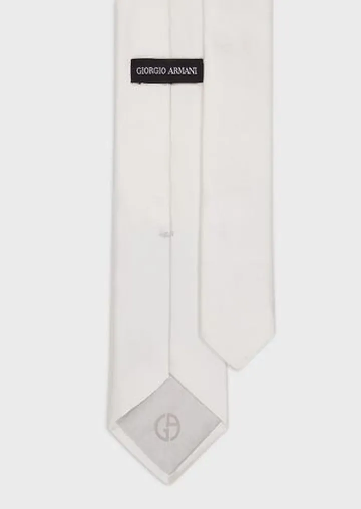 Pure silk tie