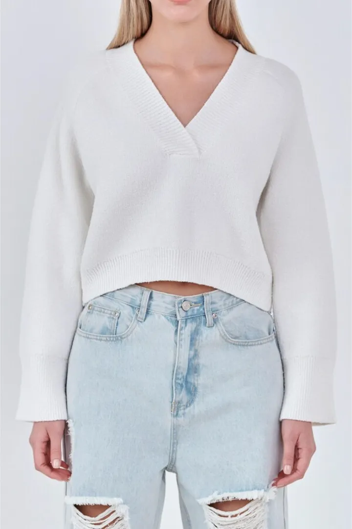 Women's V-neck Cropped Knit Sweater