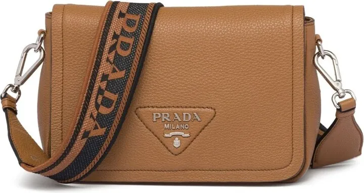 Logo-Plaque Leather Shoulder Bag