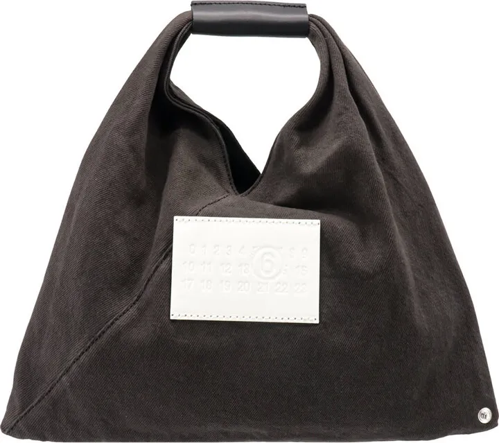 Cotton handbag with logo label on the front
