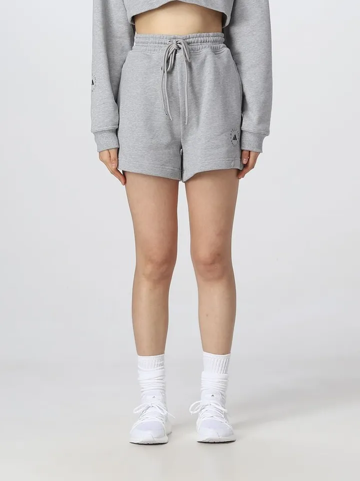 Short woman Adidas By Stella Mccartney