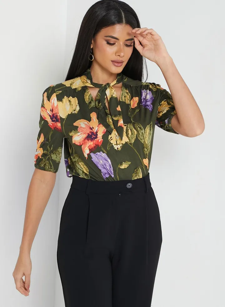 Tie Neck Printed Top