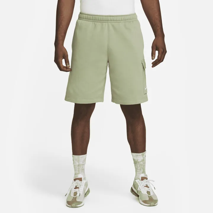 Men's Nike Sportswear Club Cargo Shorts in Green