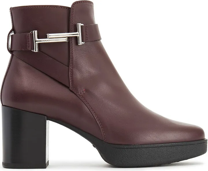 Double T leather ankle boots