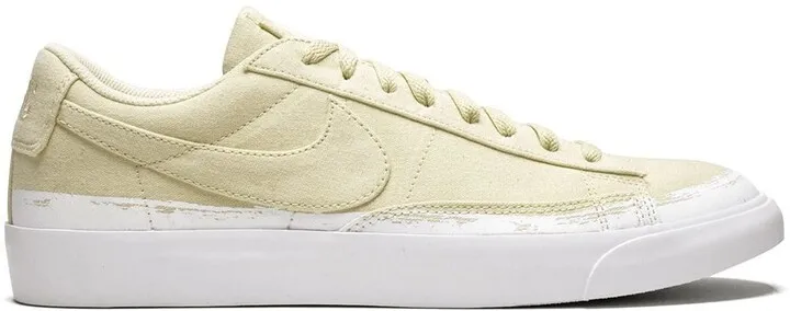 Blazer Low sneakers