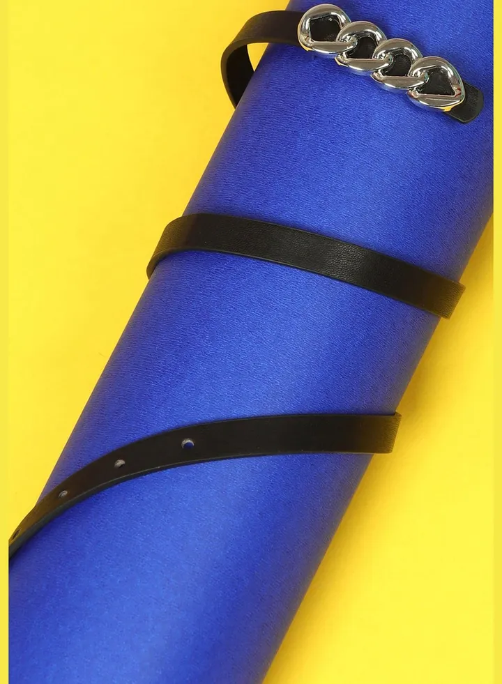 Casual Belt with Buckle Detail