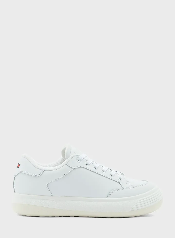 Olivia Low Top Sneakers