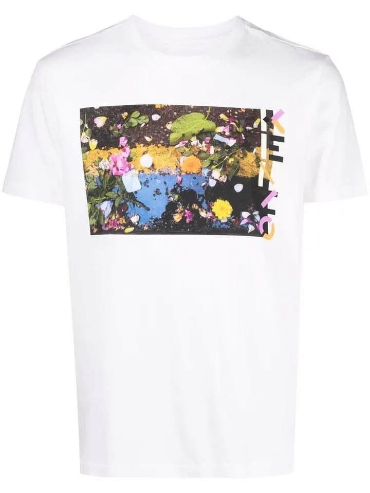 graphic-print T-shirt