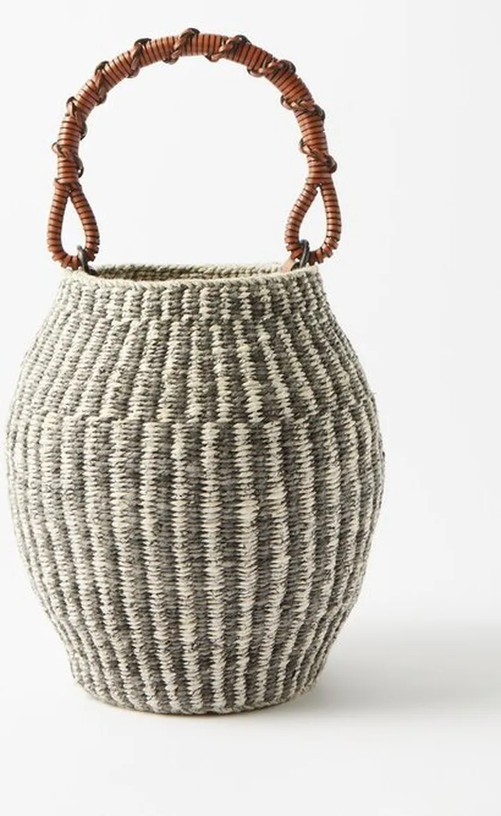 X Salone Del Mobile Jiseung Paper Bucket Bag