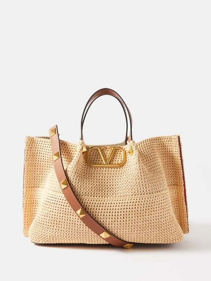 V-logo Faux Raffia Basket Bag