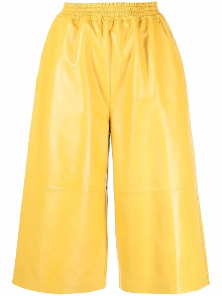 Elasticated-Waist Shorts