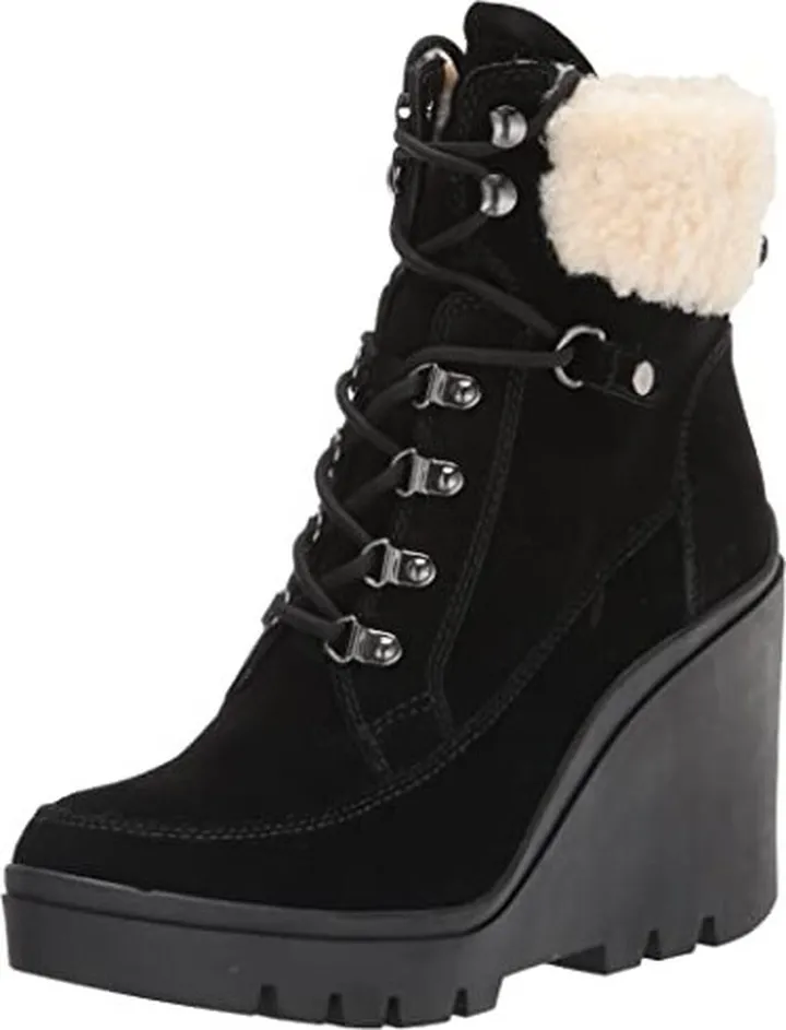 GUESS Women's TAANYA Fashion Boot