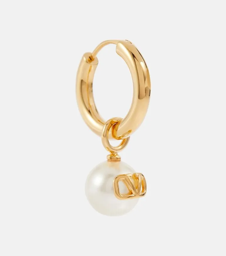 VLogo faux pearl single hoop earring