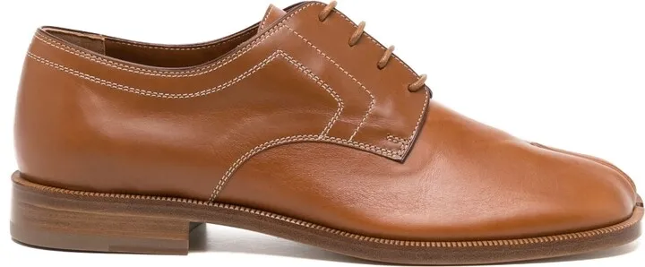 Tabi lace-up leather shoes