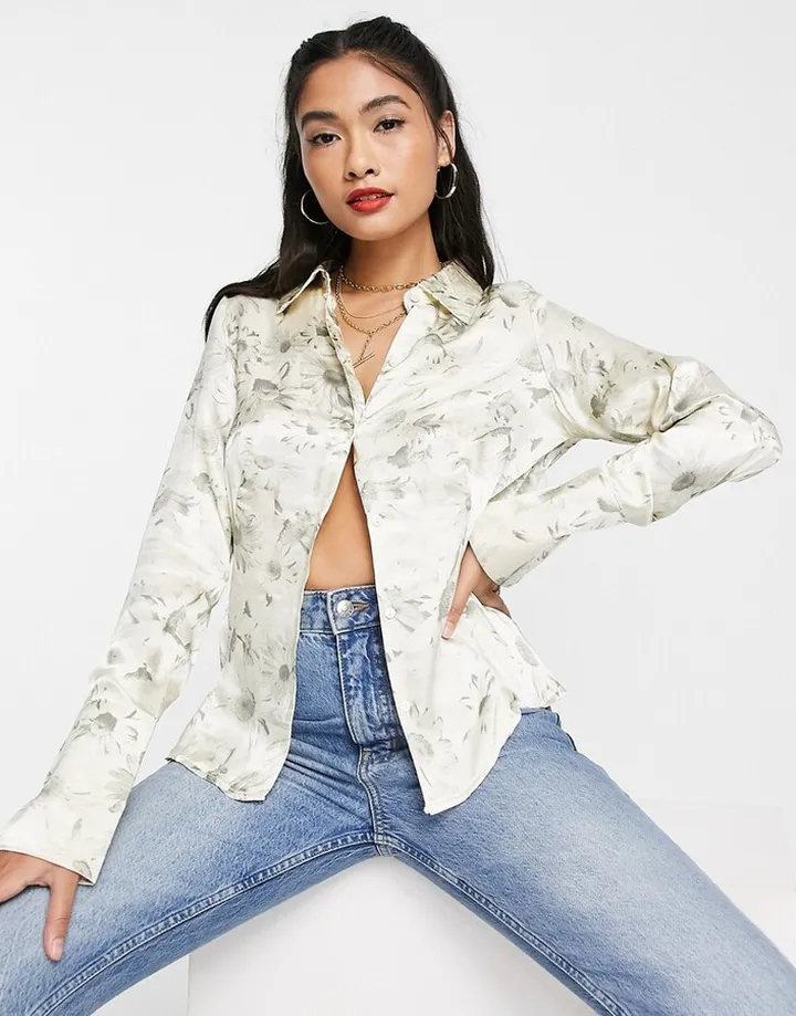 Topshop daisy print fitted shirt in monochrome