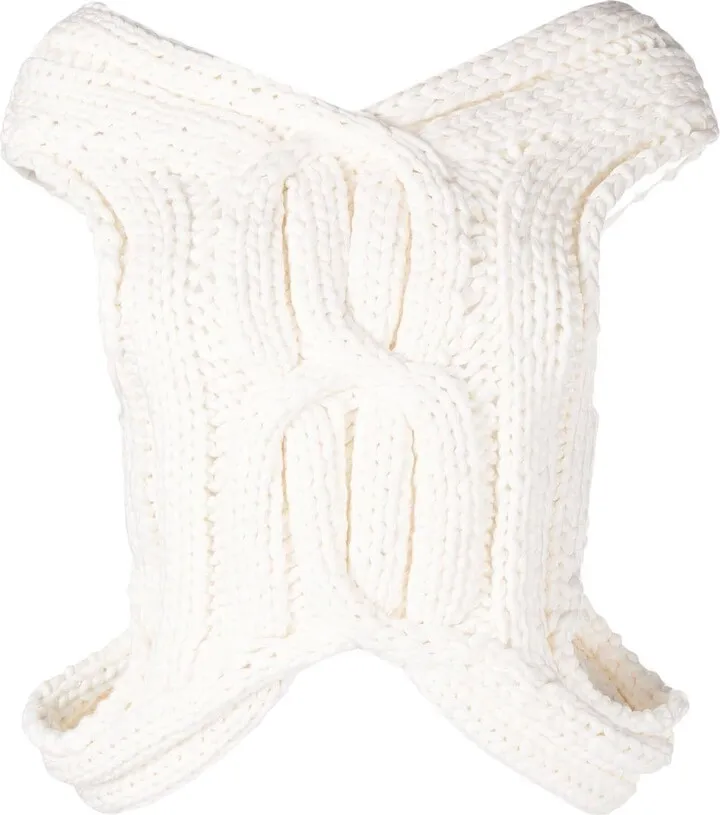 cable-knit V-neck vest