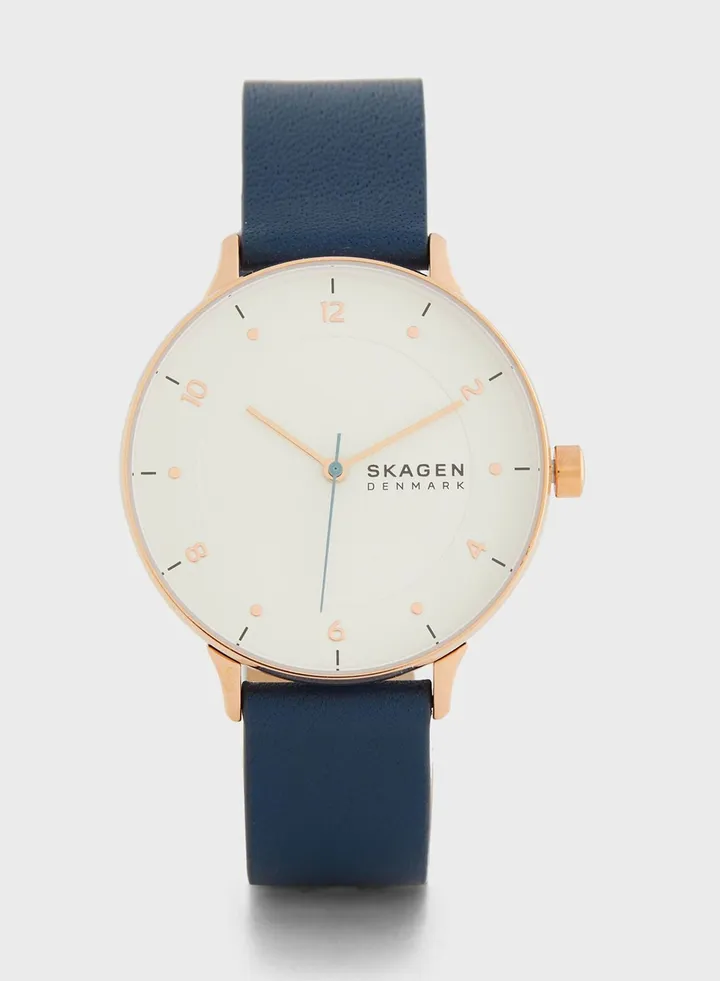 Riis Pu Strap Analog Watch