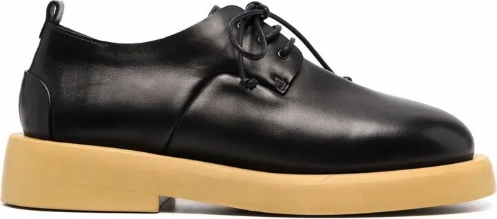 lace-up Brogues shoes