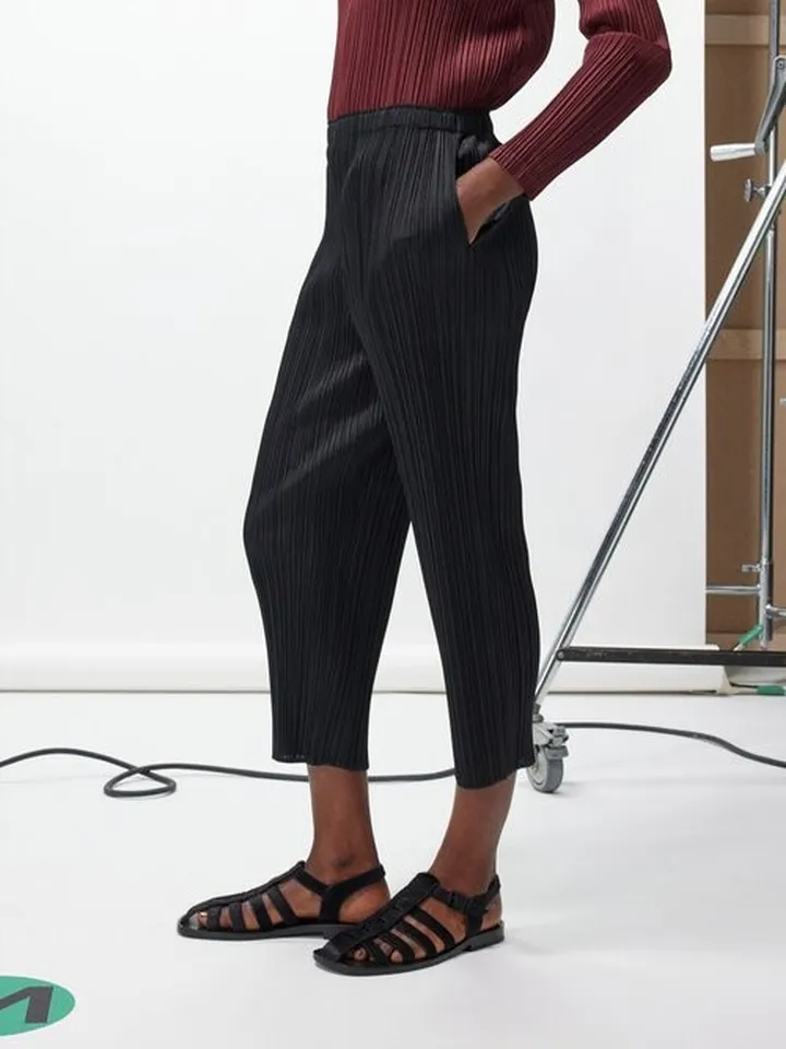Cropped Technical-pleated Knit Trousers