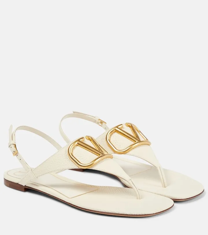 VLogo leather thong sandals
