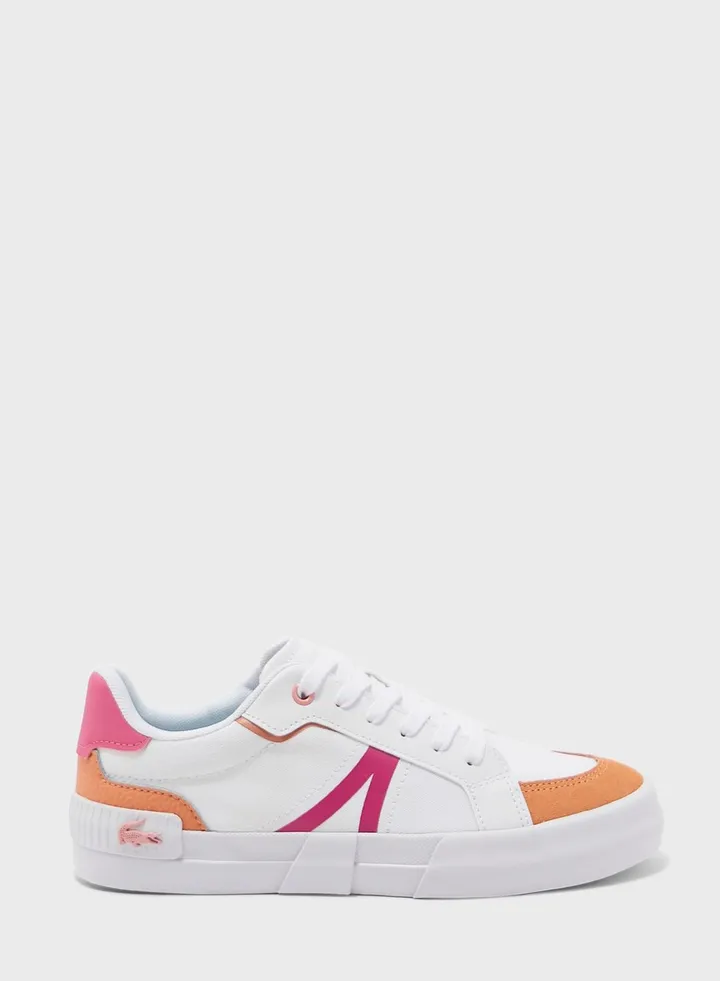L004 123 1 Low Top Sneakers