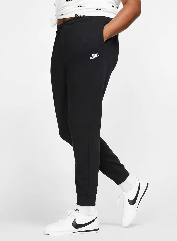 Sportswear Essential Fleece Sweatpants BLACK/WHITE