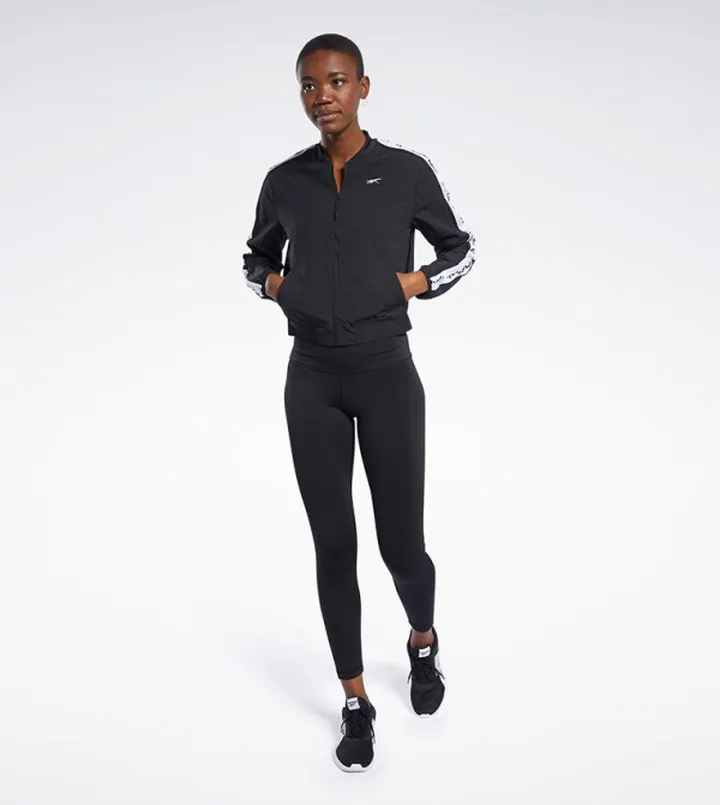 Te Myt Woven Jkt Ts-Black