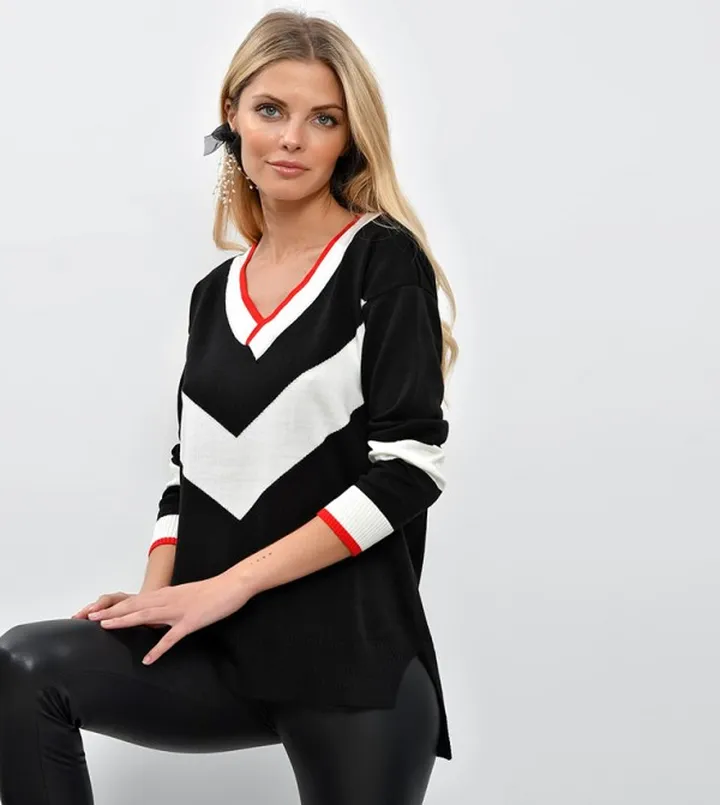 Color Block V-Neck Knitted Tunic