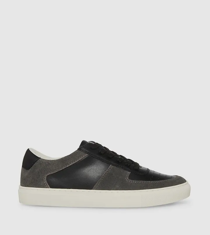 TARRIK Low Top Sneakers