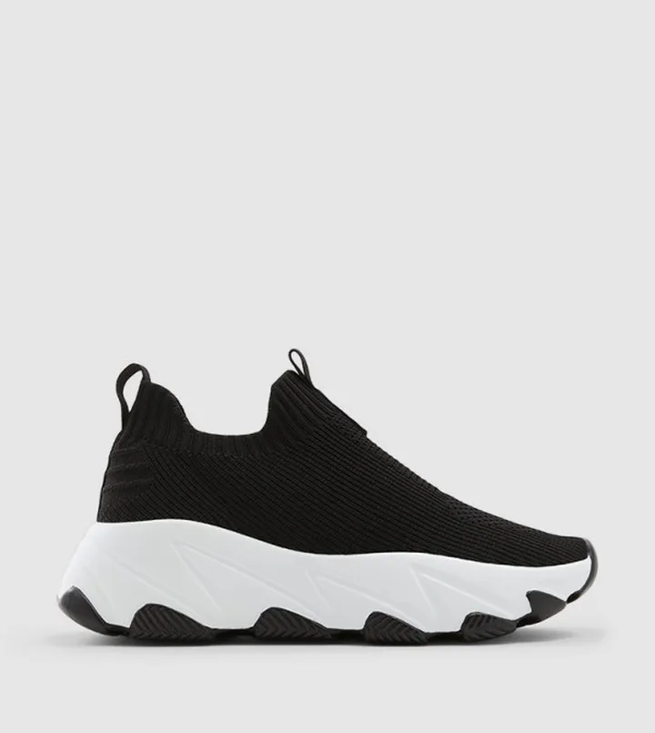 Lillie Low Top Sneakers
