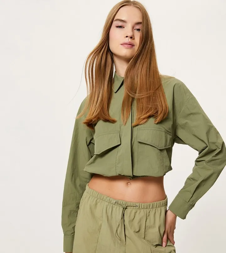 Pocket Detail Long Sleeves Parachute Crop Shirt