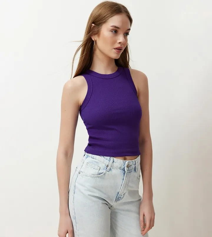Ribbed Sleeveless Top