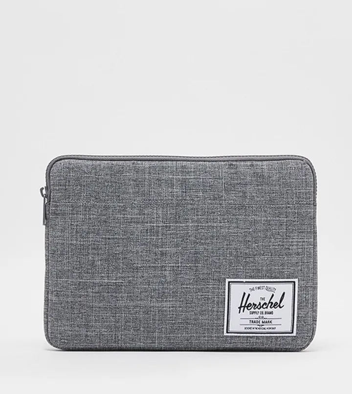 Logo Badge iPad Sleeve 9-10 Inch