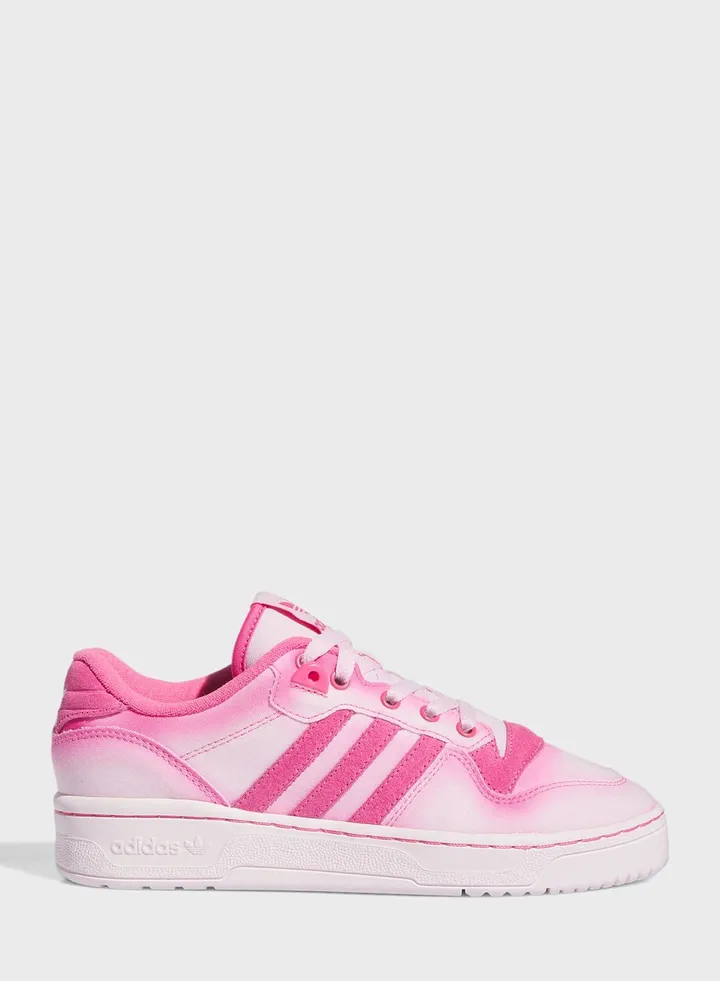 Rivalry Low Shoes