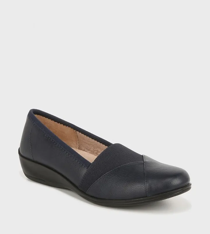 INTRO Slip-On Casual Shoes