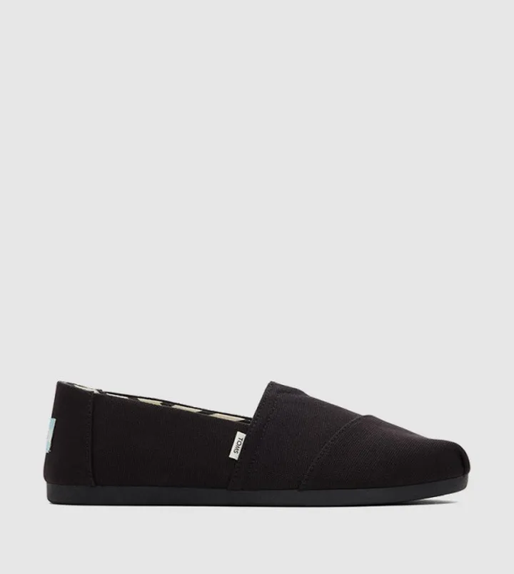 Slip On Casual Sneakers
