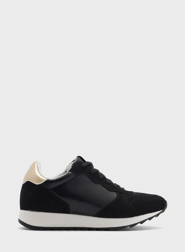 Star Chunky Sole Sneaker