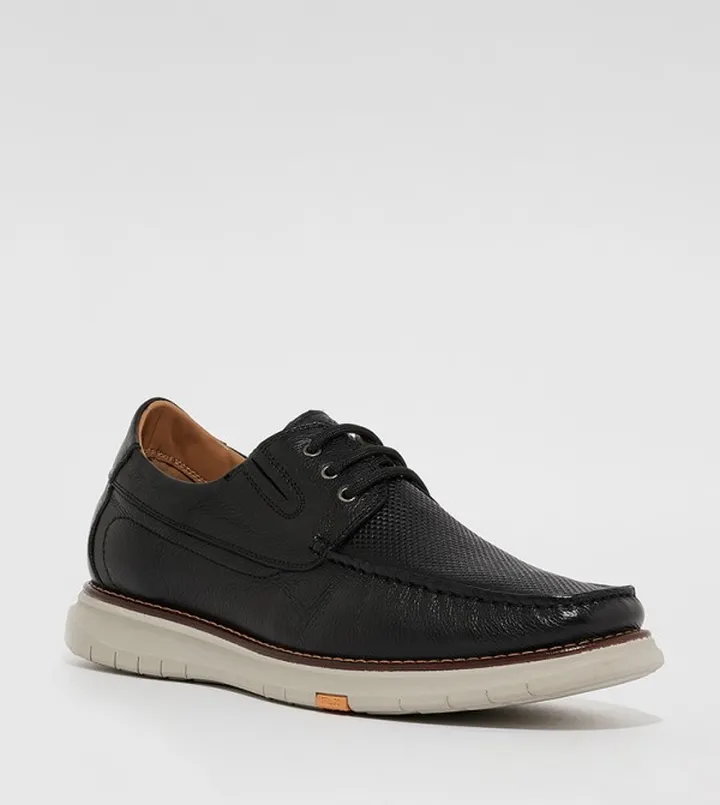 OLIVER Textured Casual Shoes